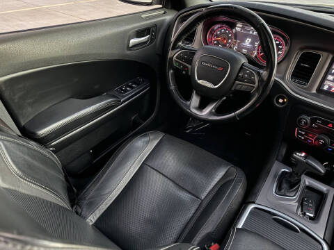 2019 Dodge Charger SXT