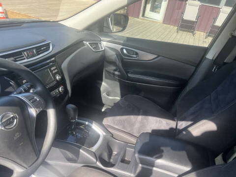 2015 Nissan Rogue S