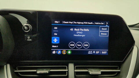 2025 Chevrolet Trax RS