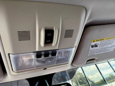 2012 Land Rover LR4 HSE LUX