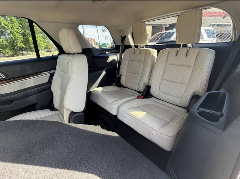 2016 Ford Explorer Platinum