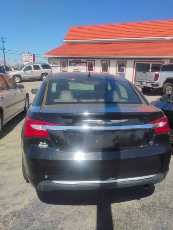 2013 Chrysler 200 Touring