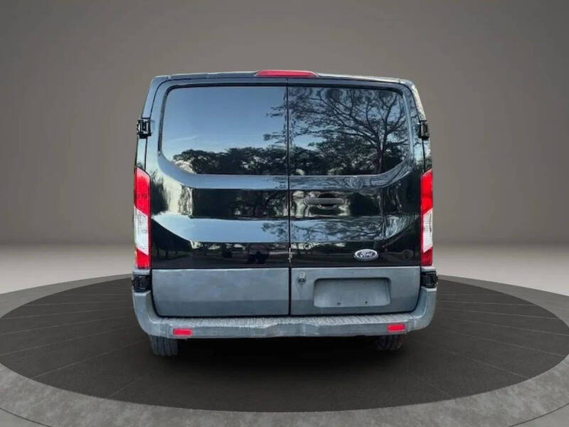 2017 Ford Transit 150
