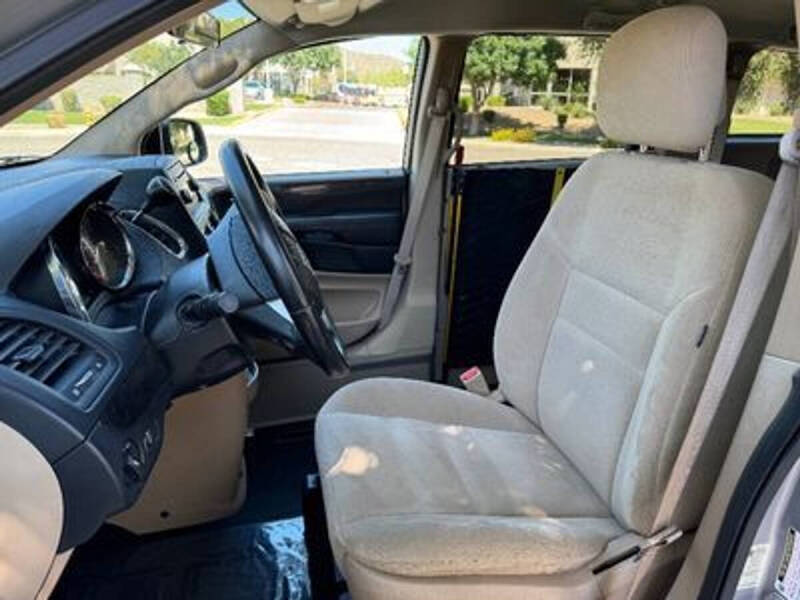 2016 Dodge Grand Caravan SXT