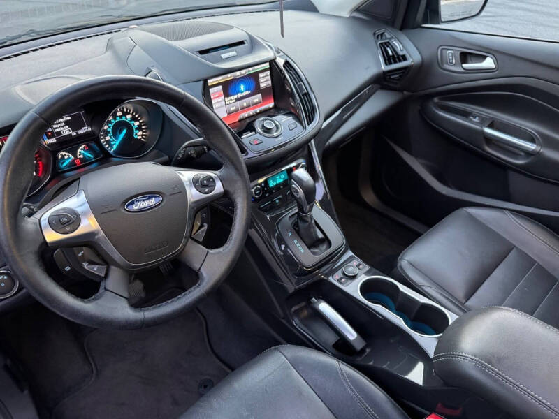 2014 Ford Escape Titanium