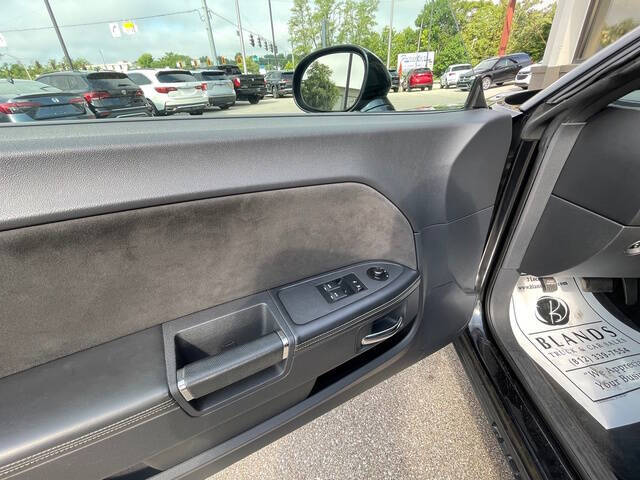 2008 Dodge Challenger SRT8