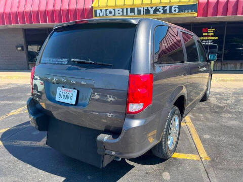 2020 Dodge Grand Caravan SE