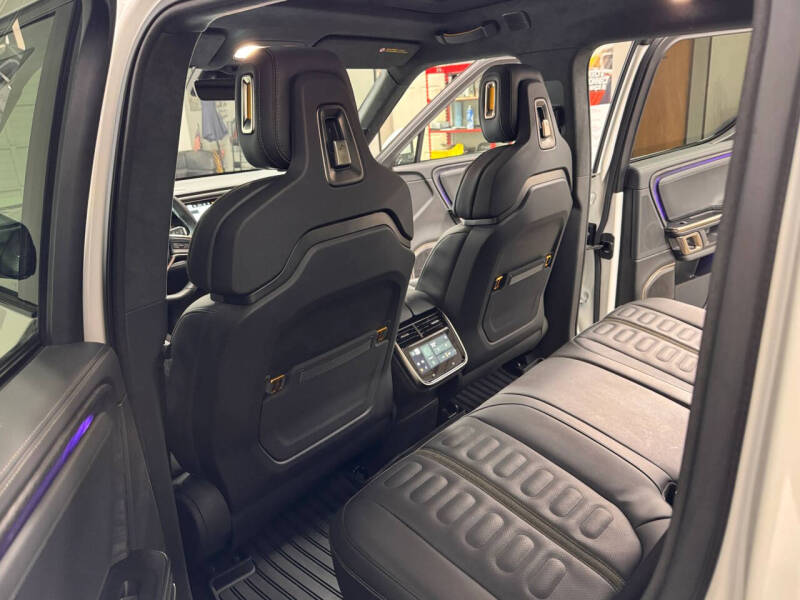 2022 Rivian R1T Adventure