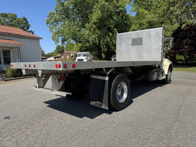 2010 Peterbilt 337