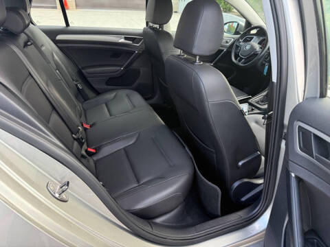 2015 Volkswagen Golf TSI S