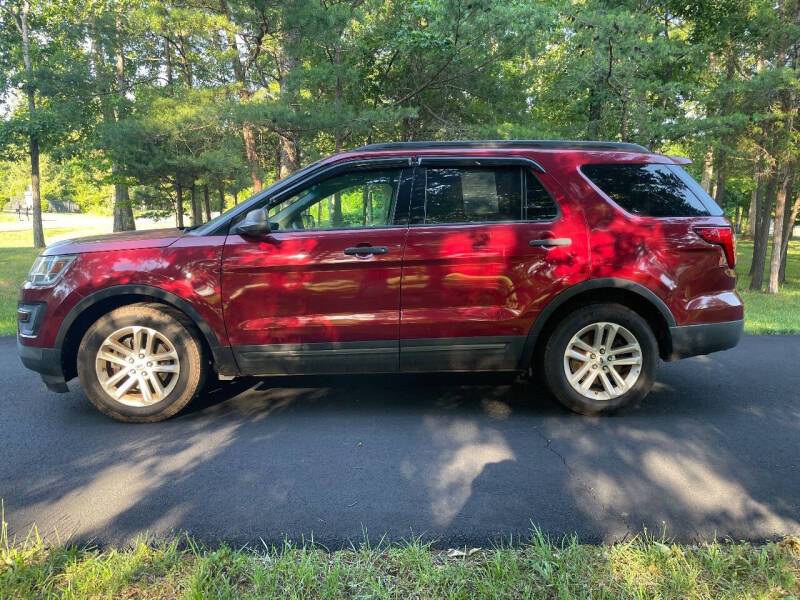 2017 Ford Explorer