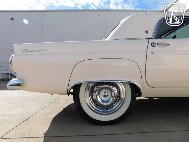 1955 Ford Thunderbird