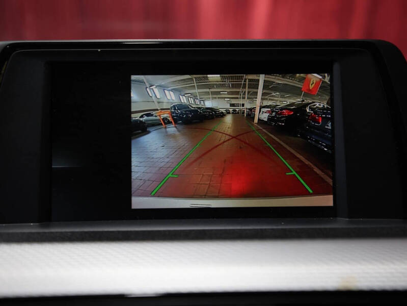 2018 BMW 3 Series 330i