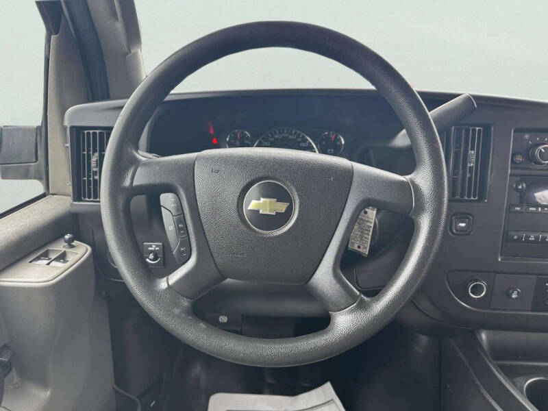 2020 Chevrolet Express 2500