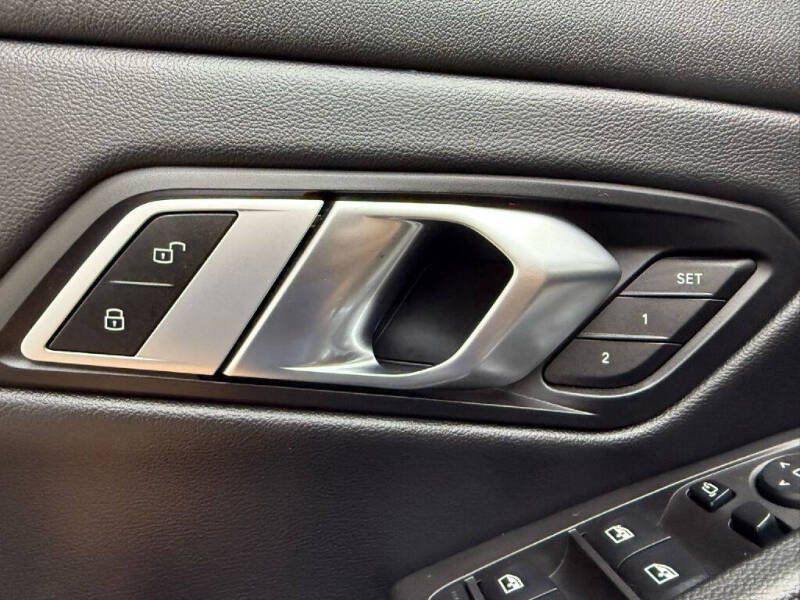 2023 BMW 3 Series 330i xDrive