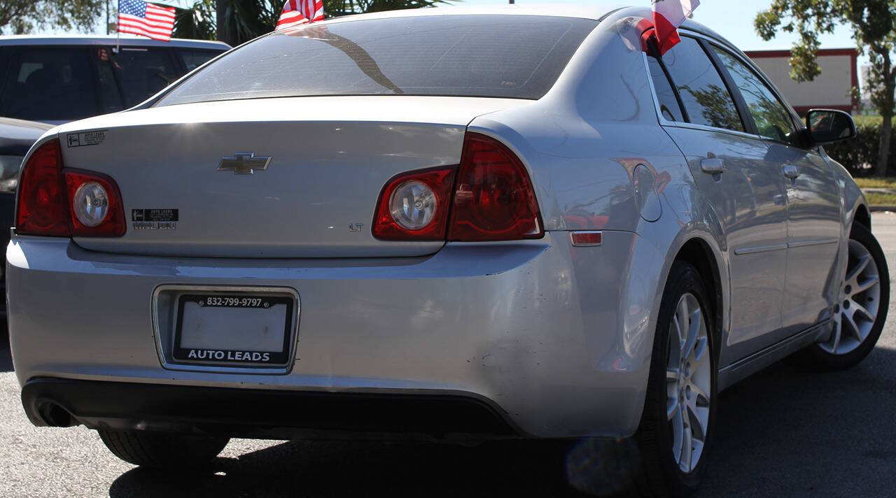 2009 Chevrolet Malibu for sale at AUTO LEADS in Pasadena, TX