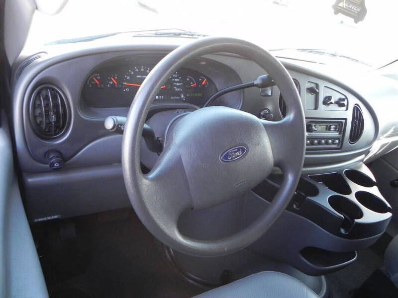 2006 Ford E-Series E-150