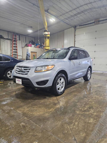 2010 Hyundai Santa Fe for sale at WESTSIDE GARAGE LLC in Keokuk IA