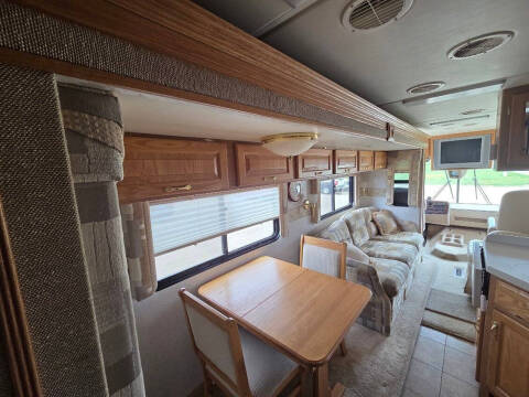 2003 Workhorse W22