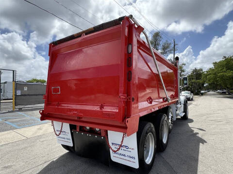 2017 Peterbilt 567