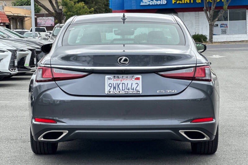 2025 Lexus ES 350