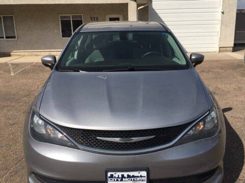 2021 Chrysler Voyager LX