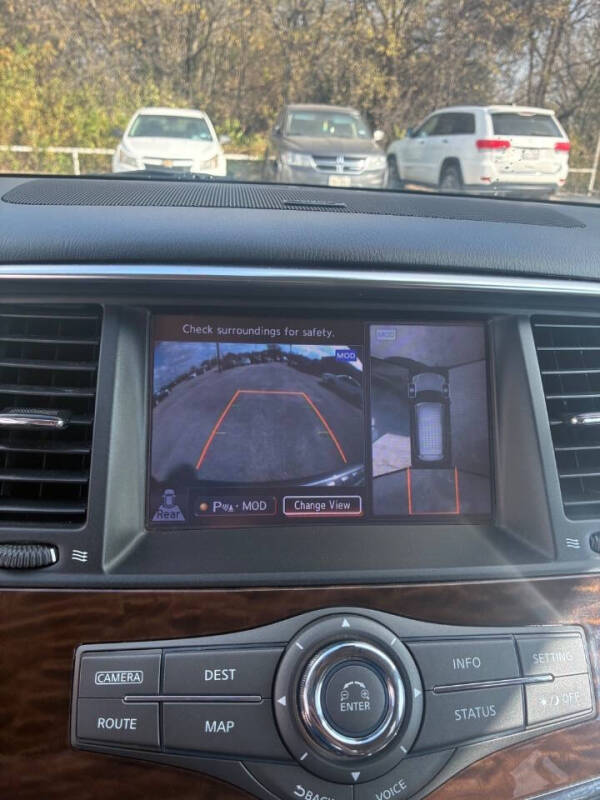 2017 Nissan Armada SL