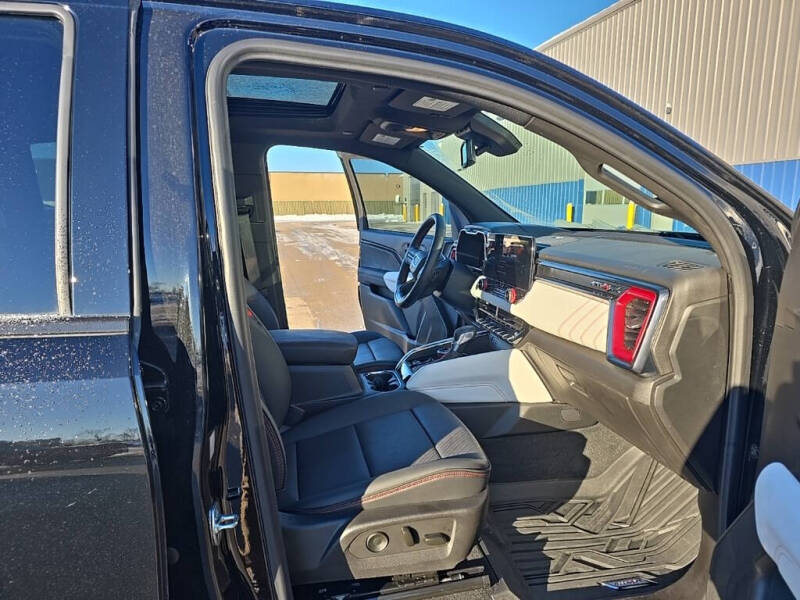 2024 GMC Canyon AT4X