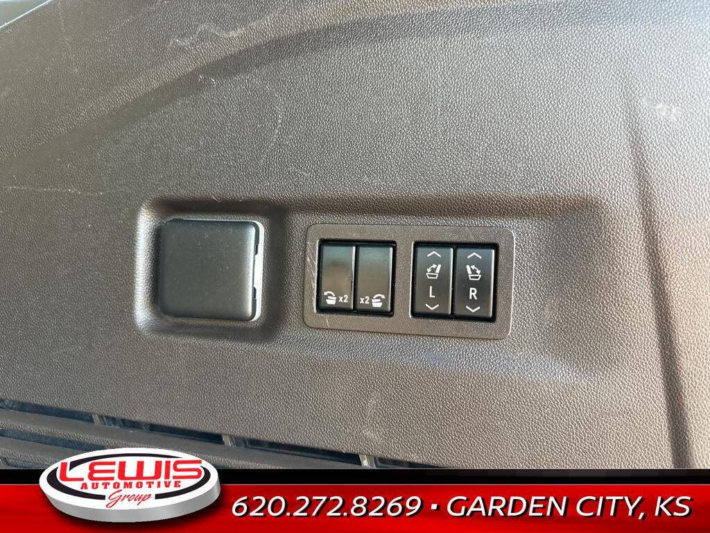 2021 Chevrolet Suburban for sale at Lewis Chevrolet of Garden City in Garden City, KS