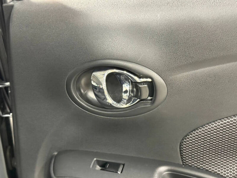 2019 Nissan Versa SV