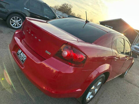 2011 Dodge Avenger Lux