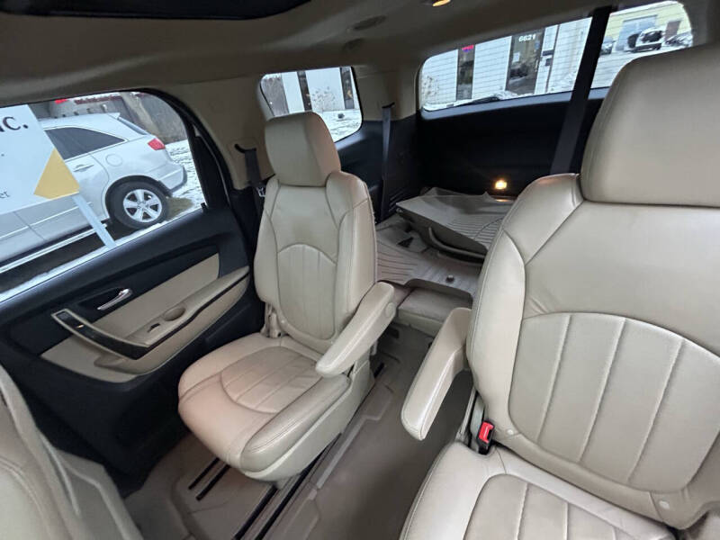 2011 GMC Acadia Denali