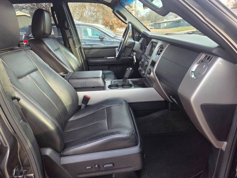 2016 Ford Expedition EL XLT