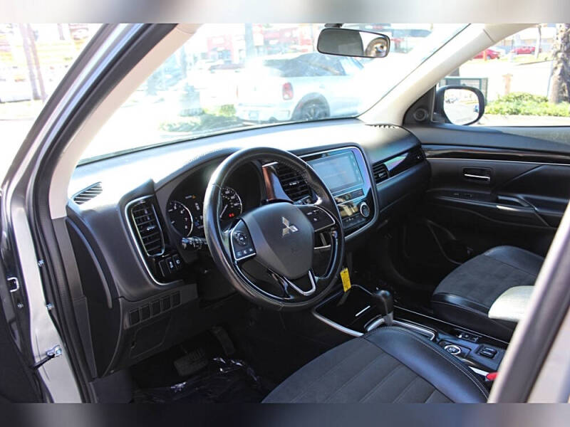 2019 Mitsubishi Outlander