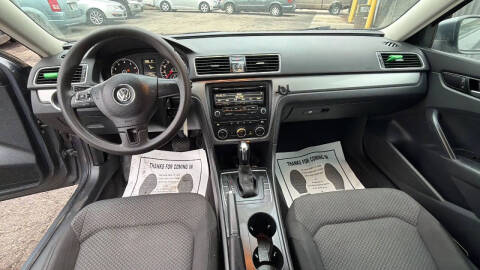 2012 Volkswagen Passat S PZEV