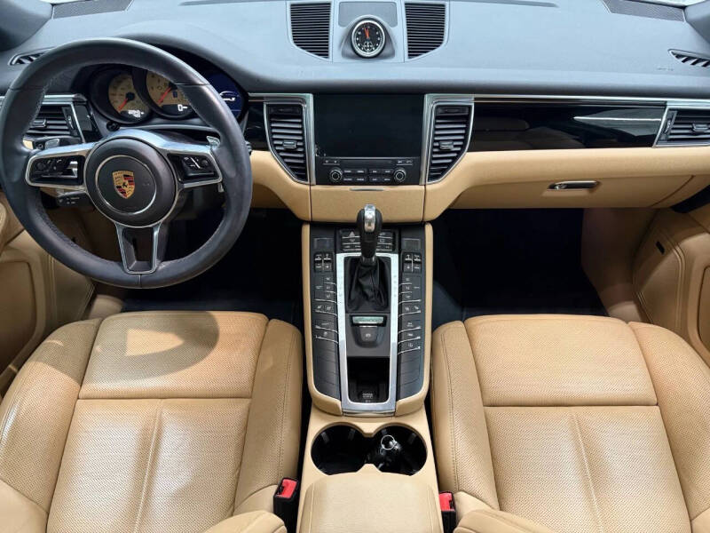 2018 Porsche Macan S