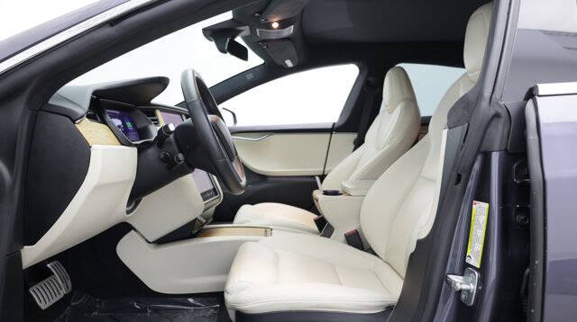 2020 Tesla Model S Performance
