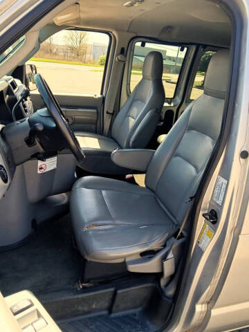 2013 Ford E-Series E-150 XL