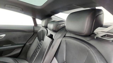 2023 Audi e-tron GT quattro Premium Plus