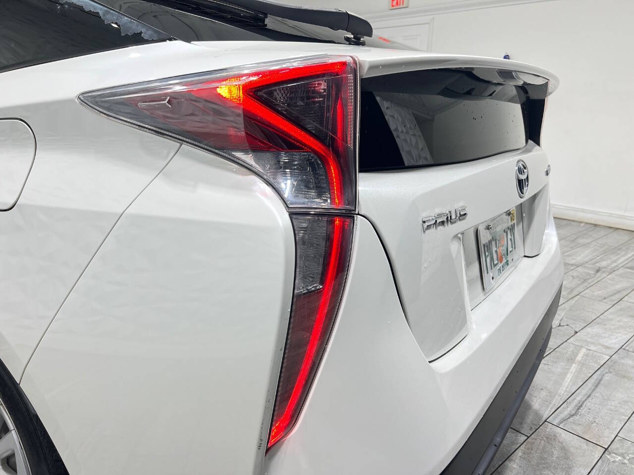 2016 Toyota Prius Two photo 15