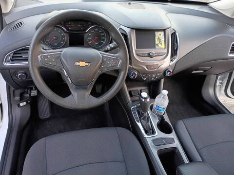 2018 Chevrolet Cruze LT Auto