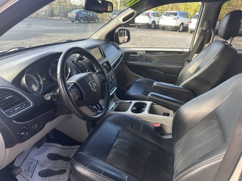 2017 Dodge Grand Caravan SXT