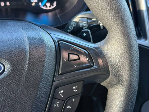 2017 Ford Edge SE