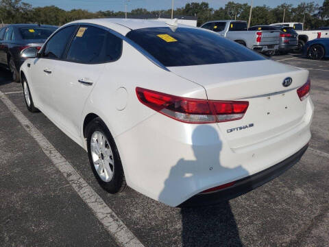 2018 Kia Optima LX