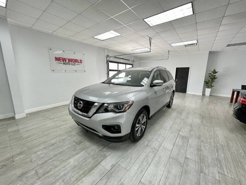 2019 Nissan Pathfinder SV