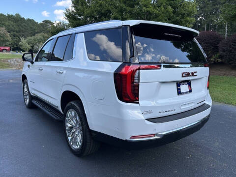 2025 GMC Yukon Elevation
