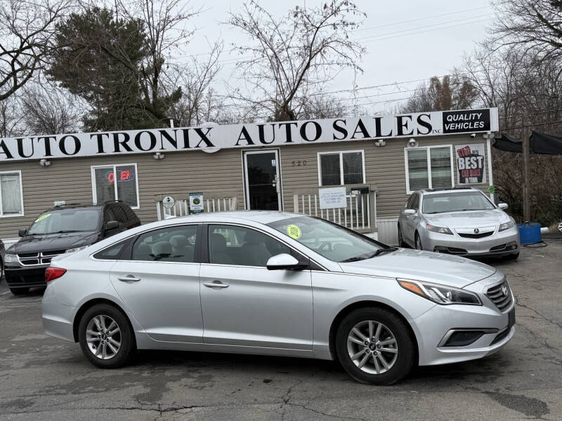 2016 Hyundai Sonata SE's photo