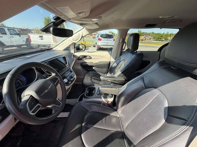 2022 Chrysler Pacifica Touring L