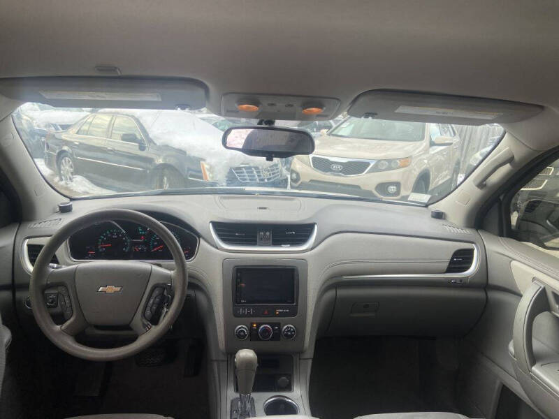 2013 Chevrolet Traverse LS