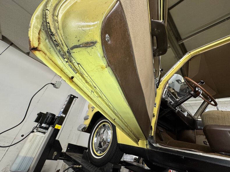 1954 Ford Crestline